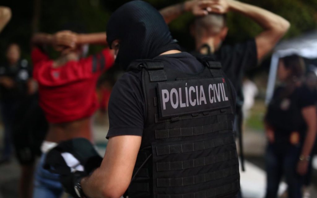 Monster Concursos - Concurso PM ES:# Governo anuncia 1.111 Vagas para  início de 2022 . Bora mudar de vida! . . . . #monsterconcursos #concurso  #pmesp #pmes #policiamilitar #concursopublico